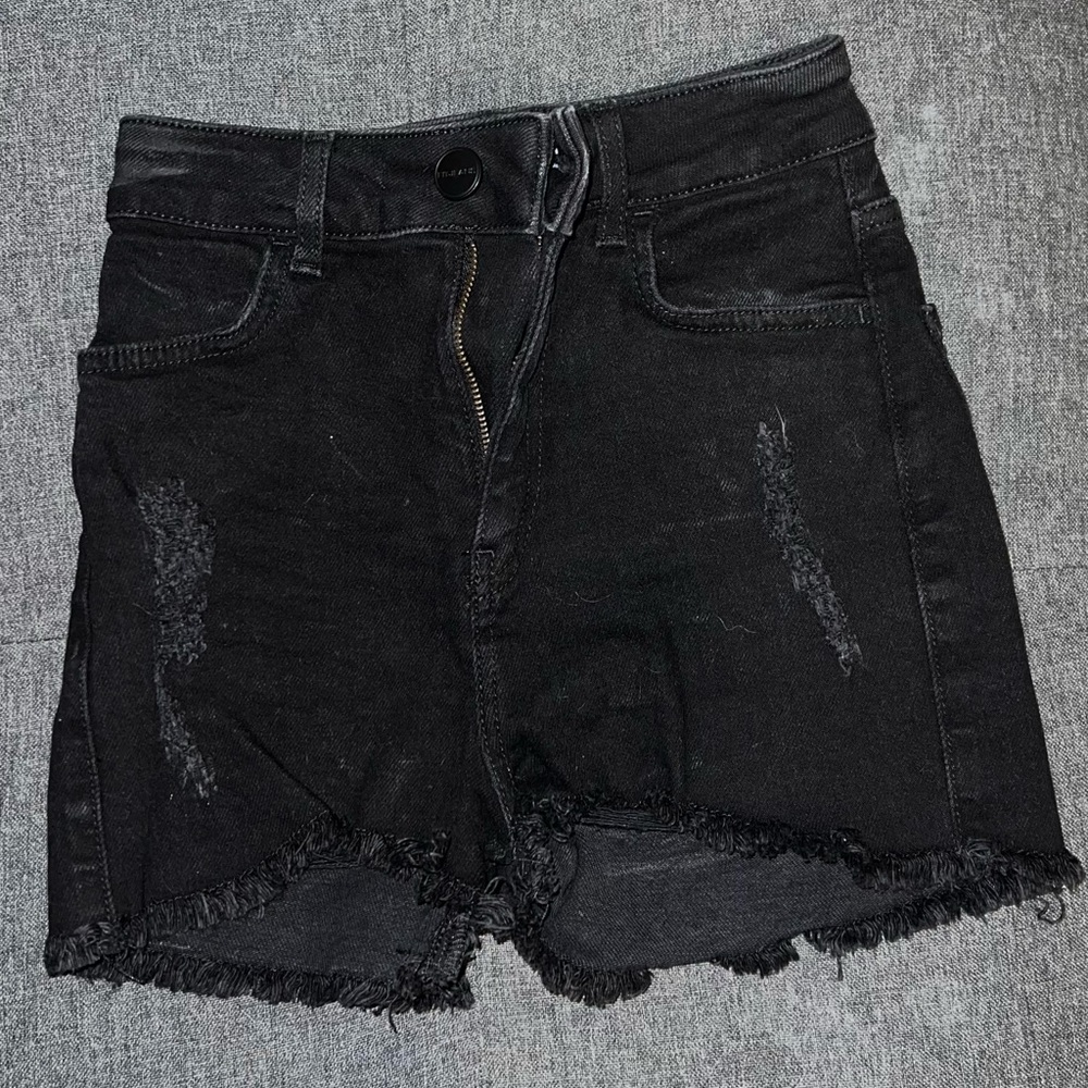 Fit jeans High Waisted black denim shorts